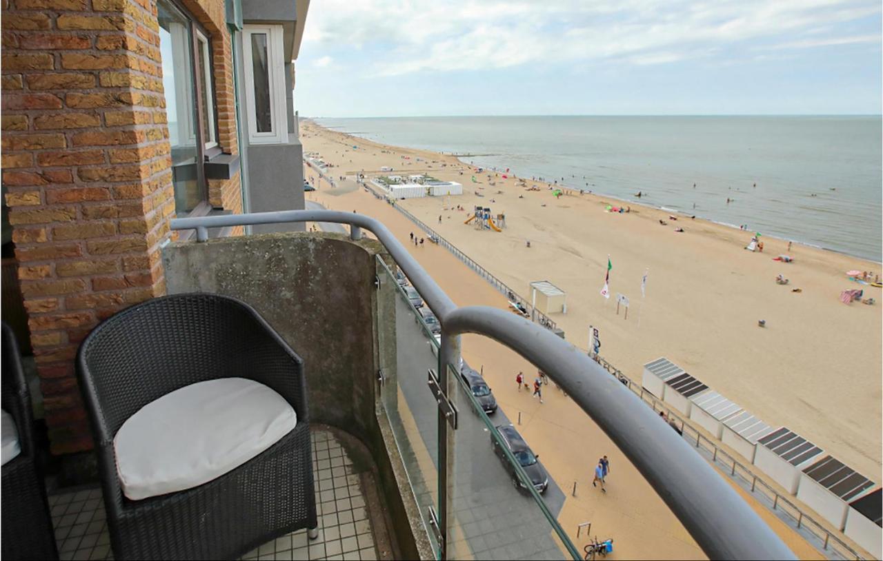 Amazing Apartment In Oostende With House Sea View Exteriör bild